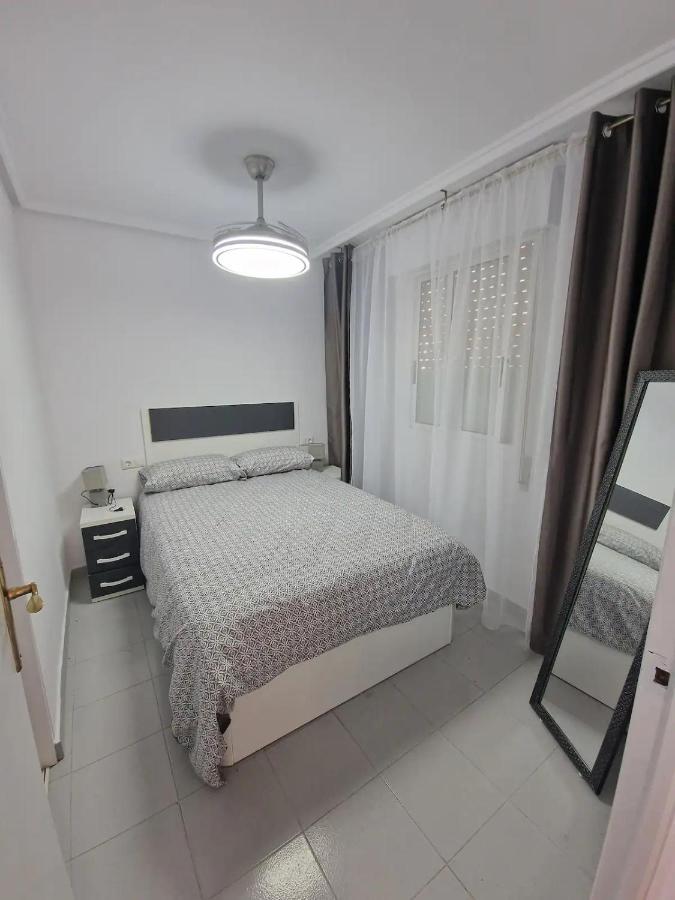 Almudena Apartments Torrevieja Exterior foto